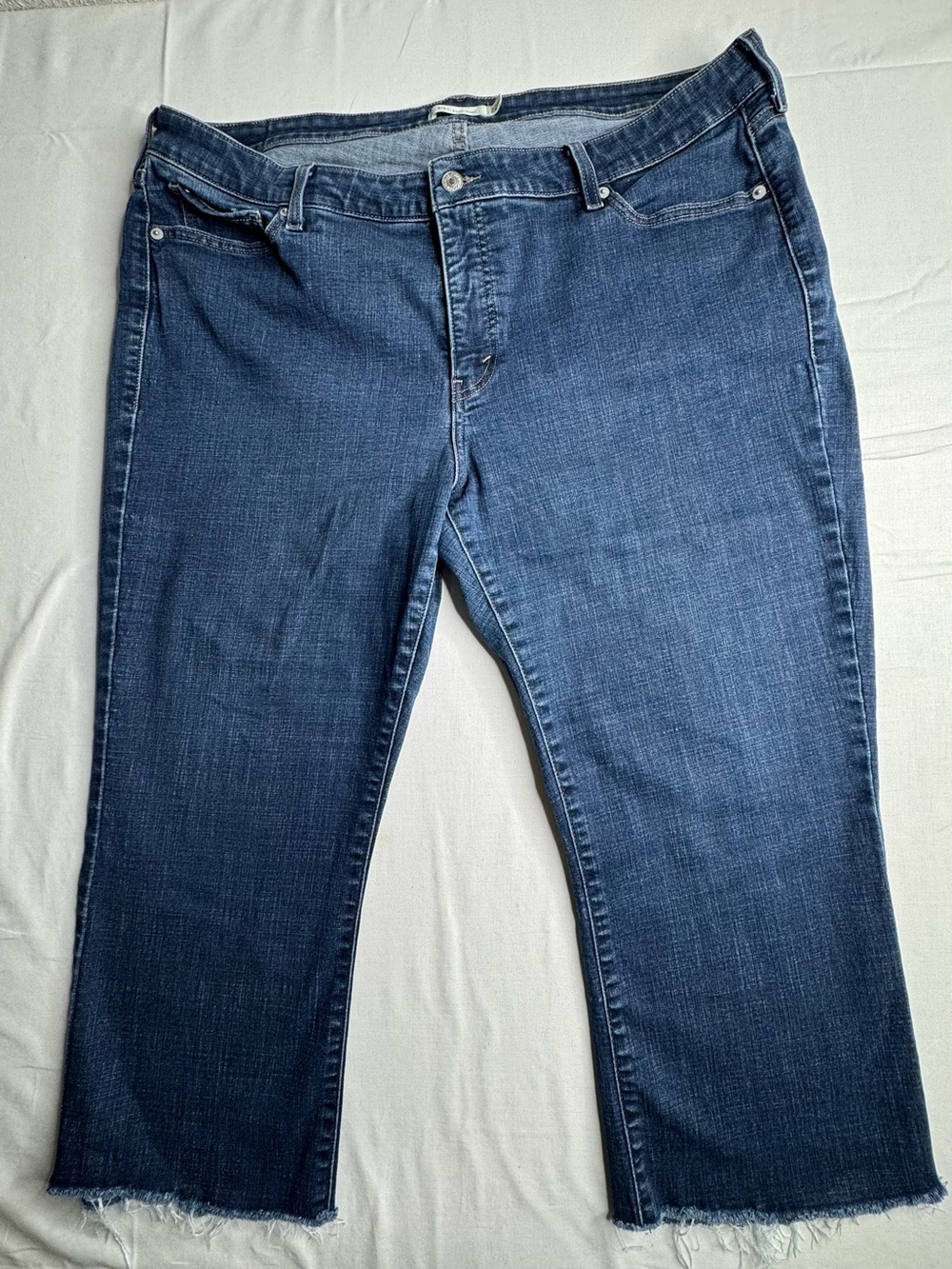 Levi's Women's Straight Leg Jeans in Dark Blue Denim